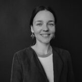 Porträtfoto der Autorin Svitlana Oslavaska